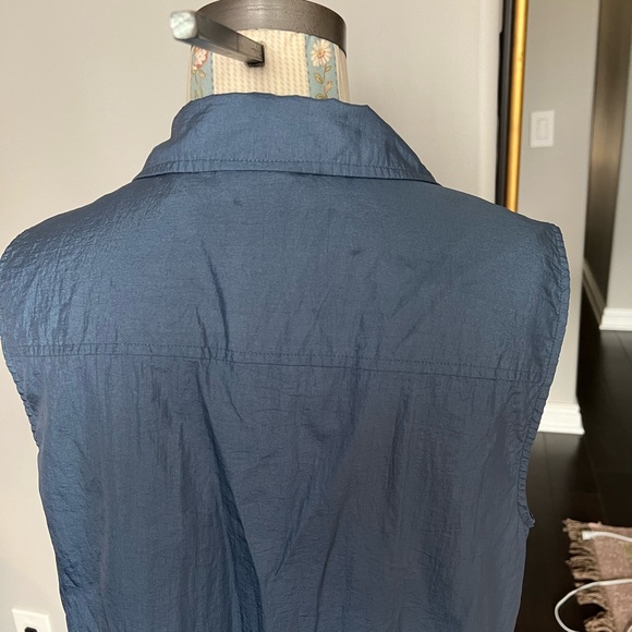 Weekends By Chicos Zip Up Drawstring Waist Vest Slate Blue Size 2 - Picture 4 of 9